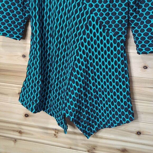 Yushi Top Womens Top Small Teal and Black Textured Tunic Art - Picture 4 of 8